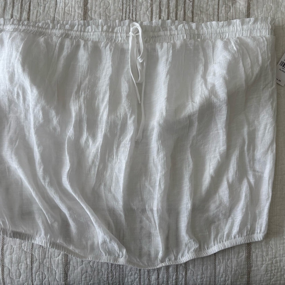 New York & Company Crisp White Strapless top